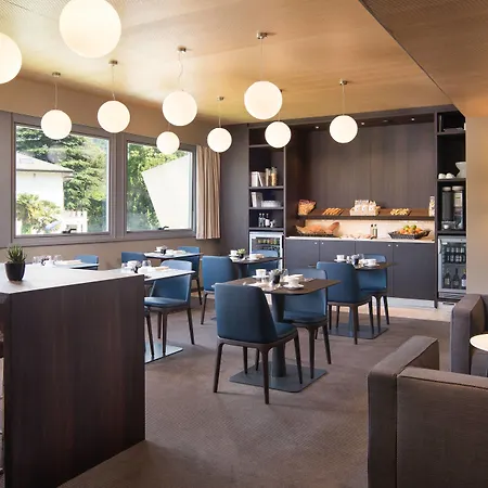 科莫湖喜来登酒店 酒店