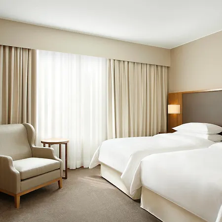Sheraton Отель 4*