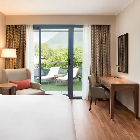 Отель Sheraton 4*