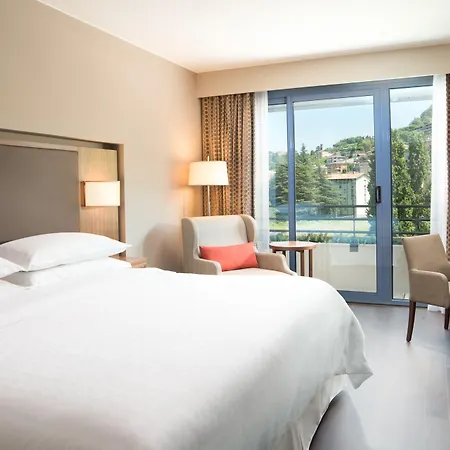Отель Sheraton Комо
