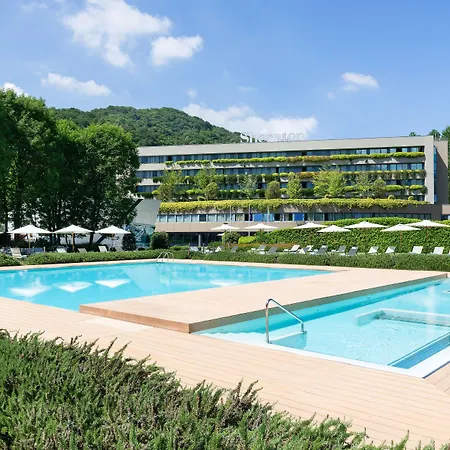 Sheraton Отель 4*